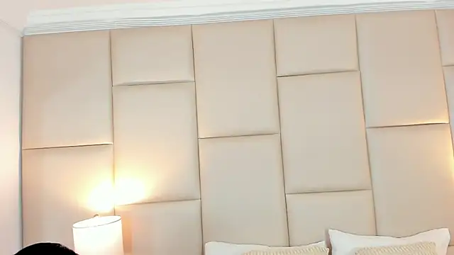 AntoniaRoss_ webcam