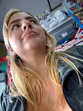sammyqueenx21 webcam