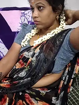 sweetqueen143 webcam