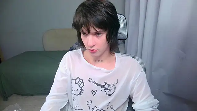 LeonBoykisser webcam