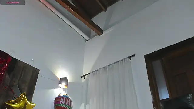 Celene_Rosejs webcam