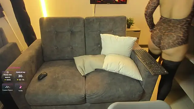 samantha_hot20 webcam
