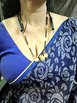 bhuvana_555 webcam