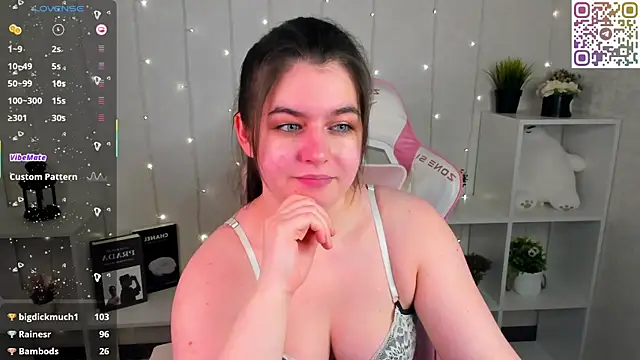 margaret__moon - Margaret__Moon's free webcam - UK Sex Cams