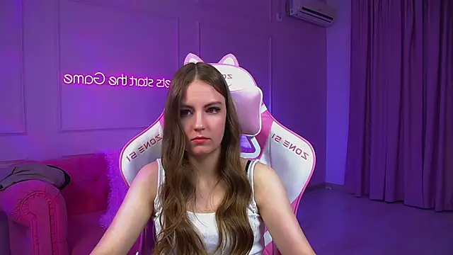 SofiaSarvain live sex cam