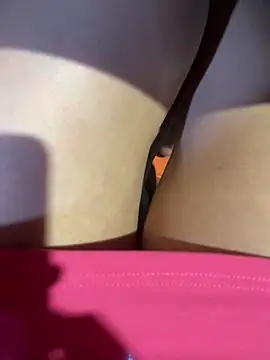 Molly-xiao webcam
