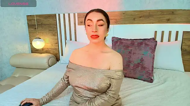lucianawainn - LucianaWainN's free webcam - UK Sex Cams