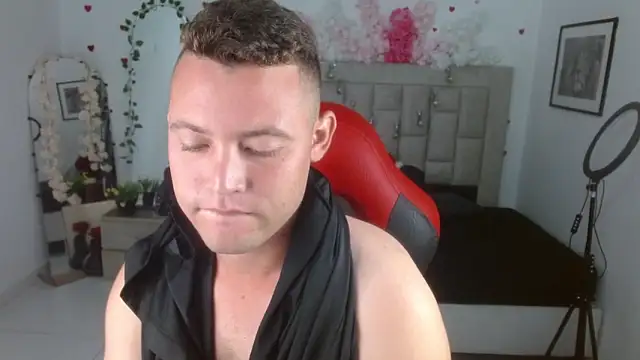 sven_fox723 webcam