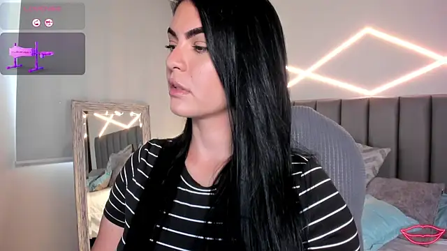 Veronicalanx1