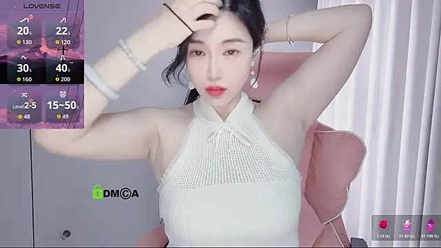 美女YunShan-33在线直播