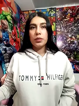charlottte_wh (F young) - two fingers in my pussy🔥💦