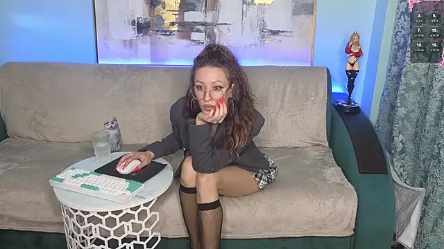 HoneyGirl55 webcam