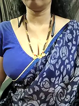 bhuvana_555 webcam