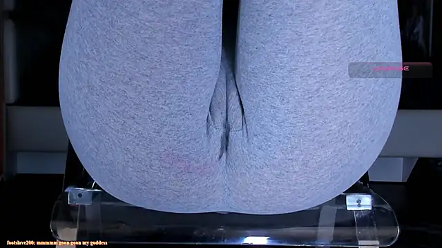 Cameltoe_squirt_inPants webcam
