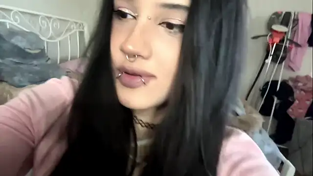LouisePavlides webcam