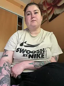 CassieLazy live sex cam