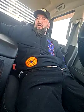 Beardedtattood live sex cam