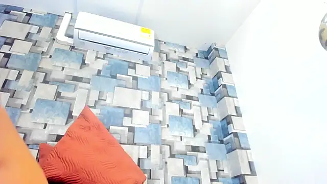 angel_dthroatt webcam