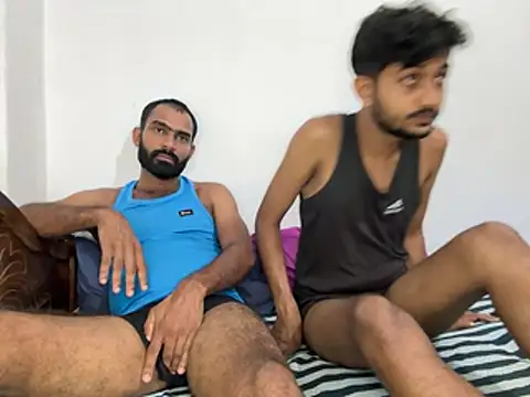 DesiDaddyandSon webcam