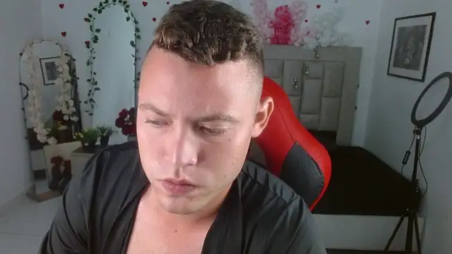 sven_fox723 webcam