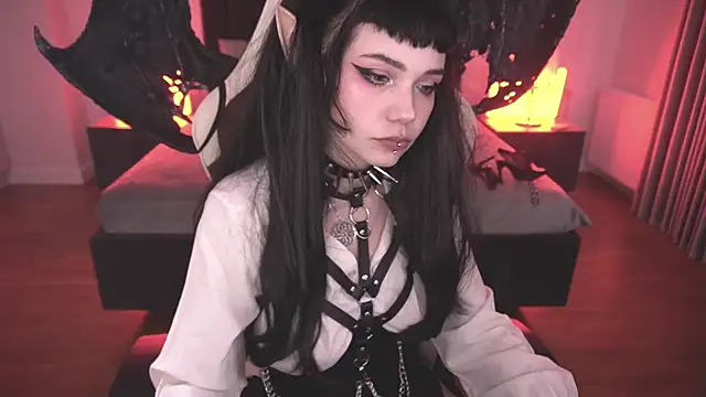 outfitobsession (F young) - 🕷Draw the Sinner (top donator)