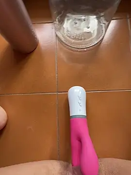 wet-pussycat (F milf) - BIRTHDAY GIFT 🎁