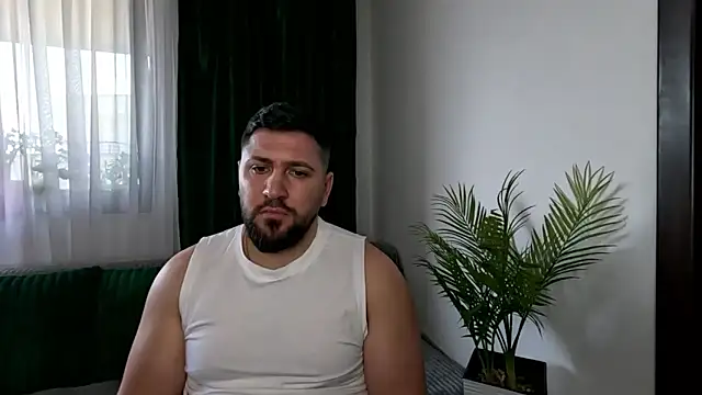 Gold_Alpha_Boy webcam