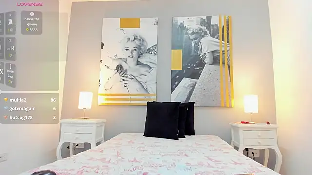 TracyDavis_ webcam