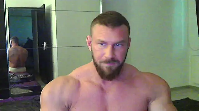 muscularkevin webcam