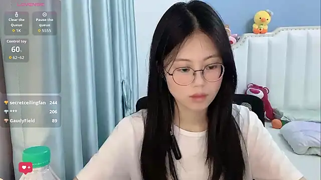 美女Luna-666在线直播