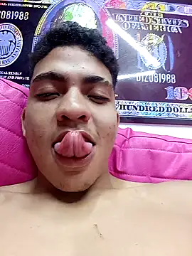 nikohot_anatole (M twink) - Remover full desnudo 😍