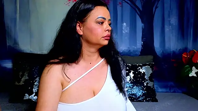 ElizabethEven webcam