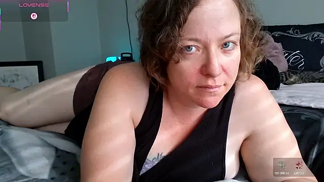 julimonroe webcam