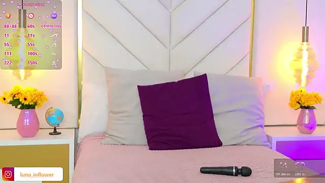 Flor_delunaa webcam