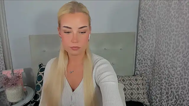 KristyHoney webcam