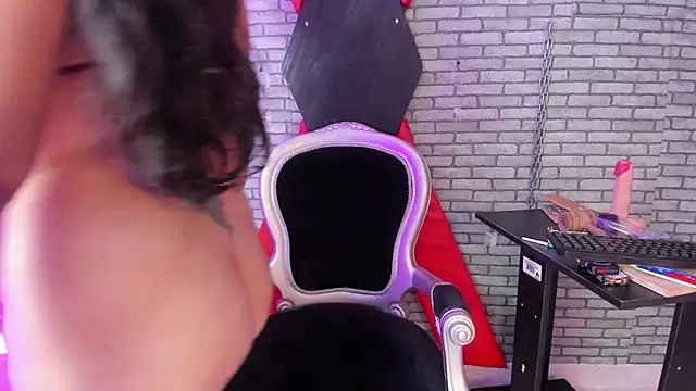 hillary_bigbutt webcam