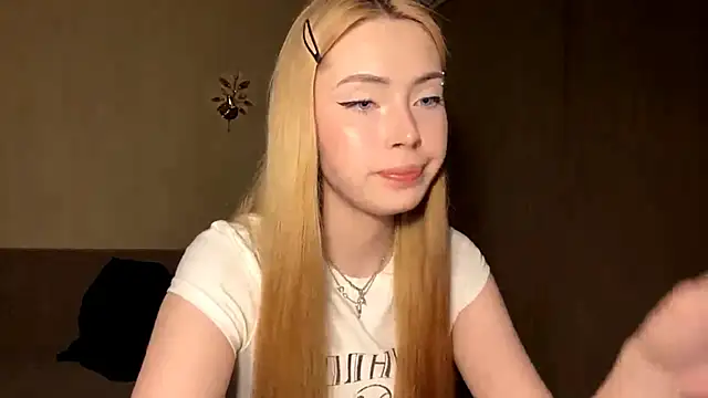 AikoRush webcam