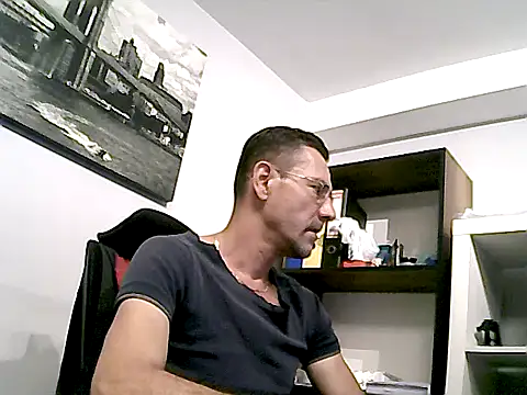 mastercharisma35 webcam