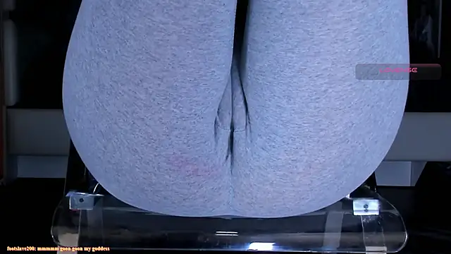 Cameltoe_squirt_inPants webcam
