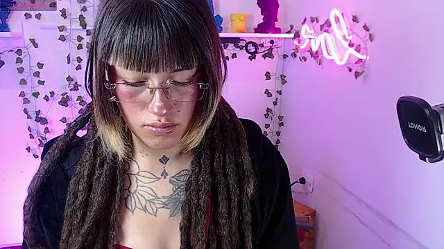 _sharlotte777 webcam