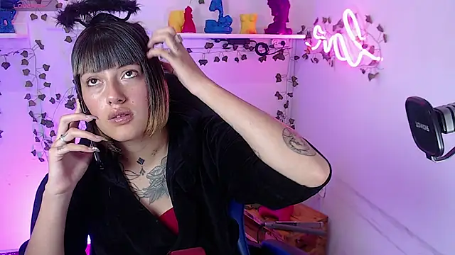 _sharlotte777 webcam