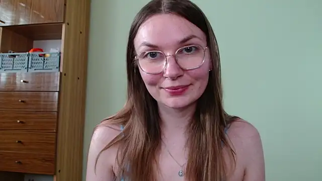 LooveELLYx webcam