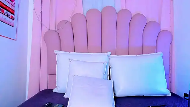 NicoleMadrird webcam