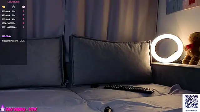 LisanBrown webcam