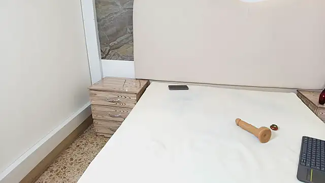 tony_foxx1 (M young) - ZOOM ASSHOLE🍑