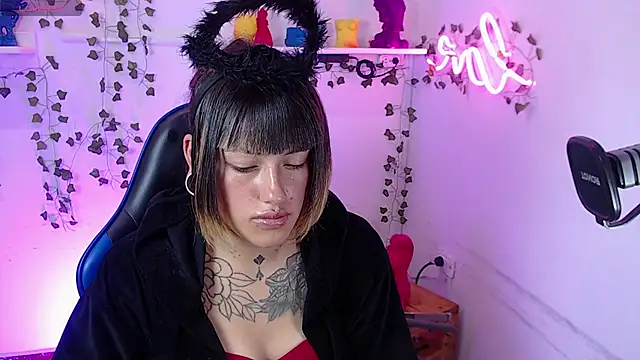 _sharlotte777 webcam