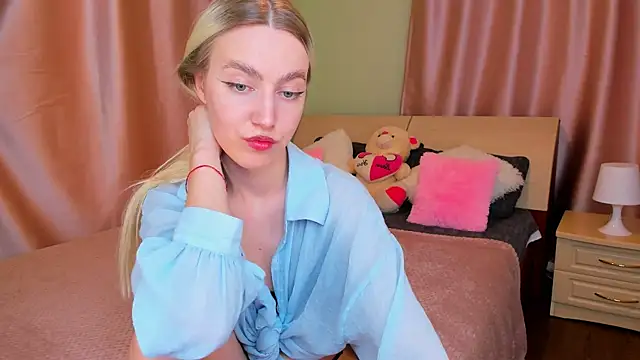mishapallmer webcam