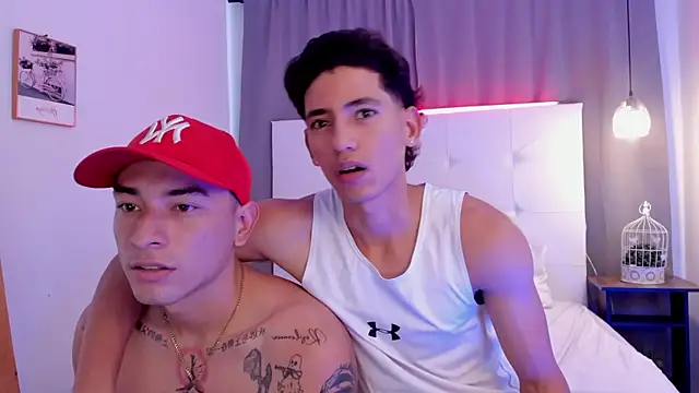 Alejo-and-Thiago webcam