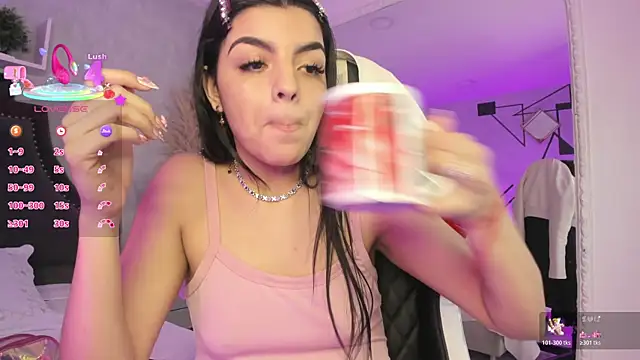 KarelyMitchel webcam