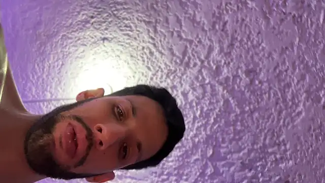 Karim_mansur webcam